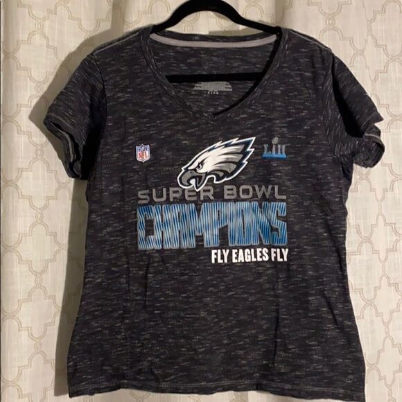 Eagles Super Bowl Champions NFL v-neck tee - Picture 2 of 5